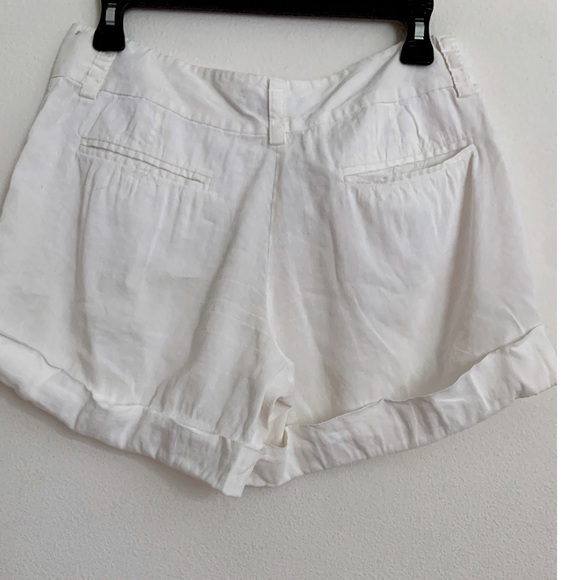 Theory Cuffed Loose Fit Linen Blend White Shorts Size 4 - Picture 2 of 12